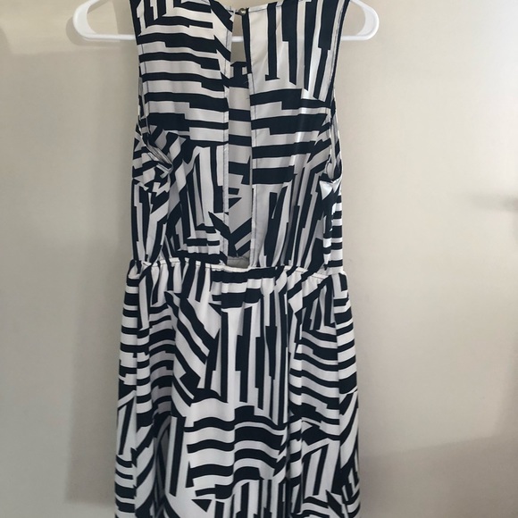 Black & White fun dress - size M - Picture 5 of 5